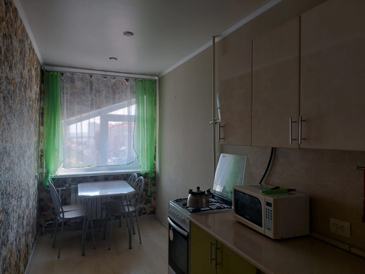 Продам двухкомнатную (2-комн.) квартиру, Ленина ул, 169, Анапа г