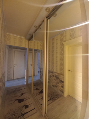 Продам двухкомнатную (2-комн.) квартиру, Лермонтова ул, 118, Анапа г