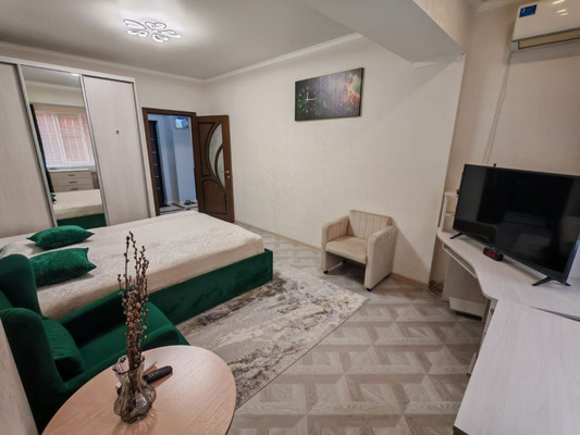 Продам однокомнатную (1-комн.) квартиру, Толстого ул, 111а, Анапа г