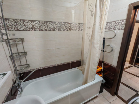 Продам однокомнатную (1-комн.) квартиру, Толстого ул, 111а, Анапа г