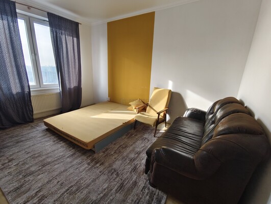 Продам трехкомнатную (3-комн.) квартиру, Варшавское ш, 168, Москва г