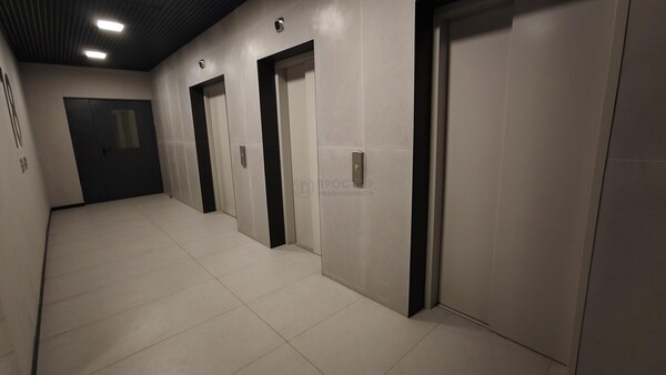 Продам трехкомнатную (3-комн.) квартиру, Варшавское ш, 168, Москва г