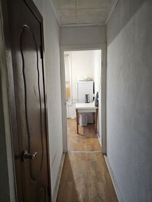 Продам однокомнатную (1-комн.) квартиру, Коминтерна ул, 33к2, Москва г