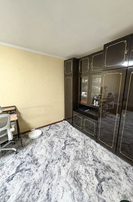 Продам однокомнатную (1-комн.) квартиру, Поклонная ул, 12, Москва г