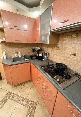 Продам однокомнатную (1-комн.) квартиру, Поклонная ул, 12, Москва г