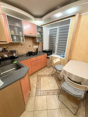 Продам однокомнатную (1-комн.) квартиру, Поклонная ул, 12, Москва г