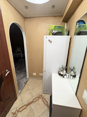 Продам однокомнатную (1-комн.) квартиру, Поклонная ул, 12, Москва г