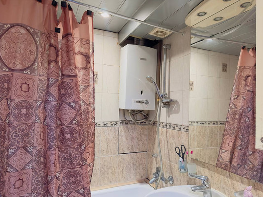 Продам двухкомнатную (2-комн.) квартиру, Войтовича ул, 4, Реутов г