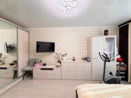 Продам однокомнатную (1-комн.) квартиру, Лермонтова ул, 16, Симферополь г