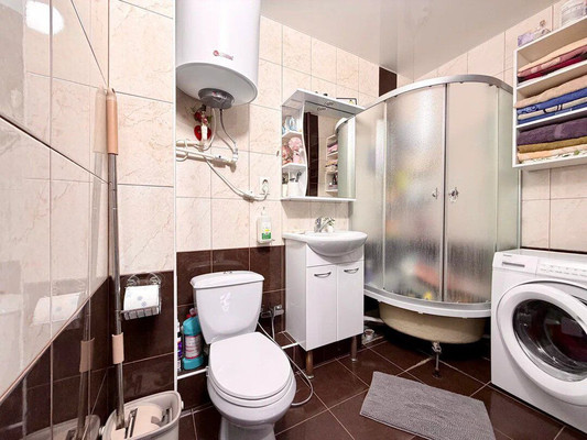 Продам однокомнатную (1-комн.) квартиру, Лермонтова ул, 16, Симферополь г