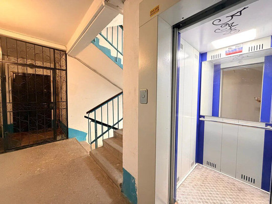 Продам однокомнатную (1-комн.) квартиру, Лермонтова ул, 16, Симферополь г