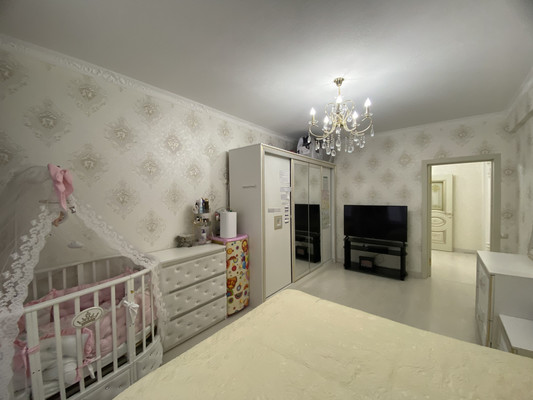 Продам трехкомнатную (3-комн.) квартиру, Шарданова ул, 50к3, Нальчик г