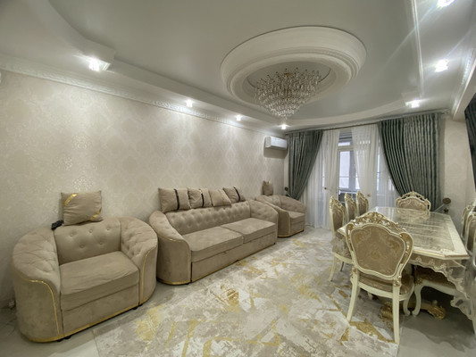 Продам трехкомнатную (3-комн.) квартиру, Шарданова ул, 50к3, Нальчик г