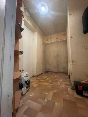 Продам однокомнатную (1-комн.) квартиру, Связи ул, 3, Великий Новгород г