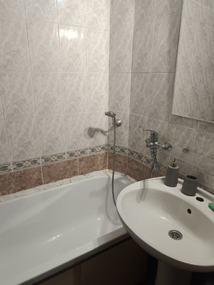 Продам двухкомнатную (2-комн.) квартиру, Южная ул, 6, Новороссийск г