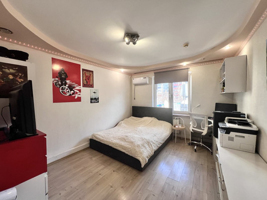 Продам двухкомнатную (2-комн.) квартиру, Дзержинского пр-кт, 219А, Новороссийск г