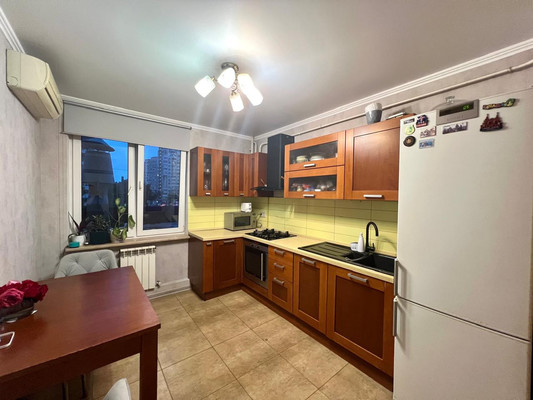 Продам двухкомнатную (2-комн.) квартиру, Дзержинского пр-кт, 219А, Новороссийск г