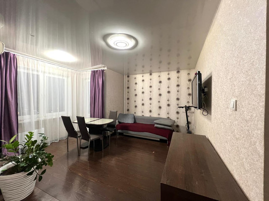 Продам трехкомнатную (3-комн.) квартиру, Дзержинского пр-кт, 232, Новороссийск г