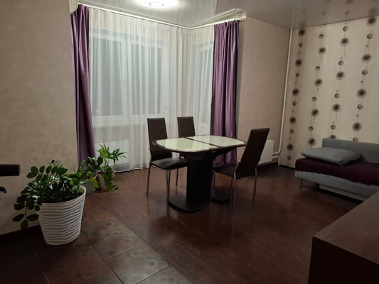 Продам трехкомнатную (3-комн.) квартиру, Дзержинского пр-кт, 232, Новороссийск г