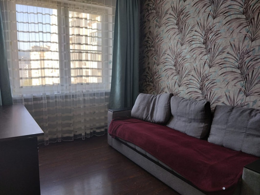 Продам трехкомнатную (3-комн.) квартиру, Дзержинского пр-кт, 232, Новороссийск г