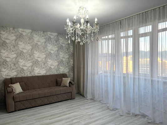 Продам трехкомнатную (3-комн.) квартиру, Пионерская ул, 18, Новороссийск г