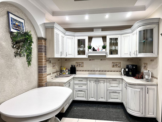 Продам двухкомнатную (2-комн.) квартиру, Дзержинского пр-кт, 228, Новороссийск г