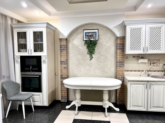 Продам двухкомнатную (2-комн.) квартиру, Дзержинского пр-кт, 228, Новороссийск г