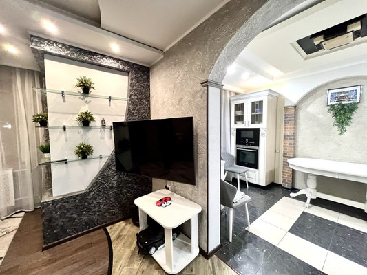 Продам двухкомнатную (2-комн.) квартиру, Дзержинского пр-кт, 228, Новороссийск г