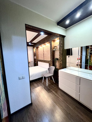 Продам двухкомнатную (2-комн.) квартиру, Дзержинского пр-кт, 228, Новороссийск г