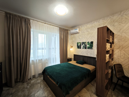 Продам однокомнатную (1-комн.) квартиру, Котанова ул, 7к2, Новороссийск г