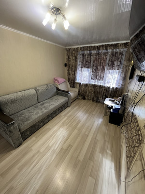 Продам двухкомнатную (2-комн.) квартиру, Крымских Партизан ул, 25, Симферополь г