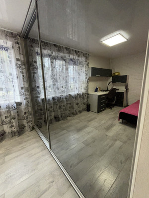 Продам двухкомнатную (2-комн.) квартиру, Крымских Партизан ул, 25, Симферополь г