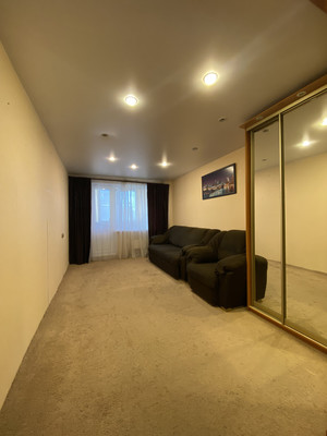 Продам трехкомнатную (3-комн.) квартиру, 44А, Тельмана п