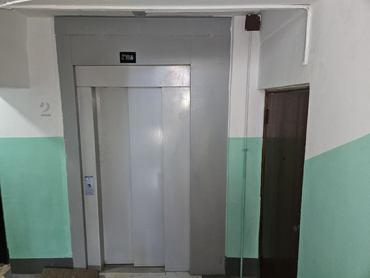 Продам трехкомнатную (3-комн.) квартиру, Валдайский проезд, 11, Москва г