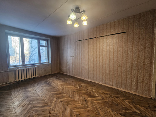 Продам трехкомнатную (3-комн.) квартиру, Валдайский проезд, 11, Москва г