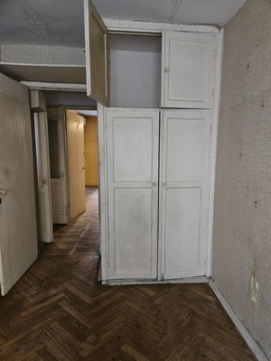 Продам трехкомнатную (3-комн.) квартиру, Валдайский проезд, 11, Москва г