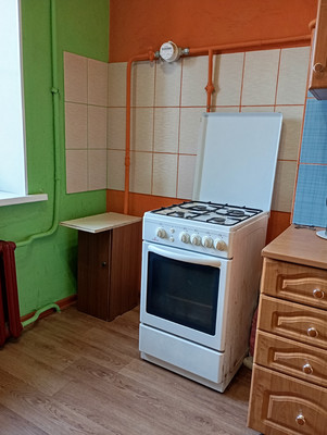 Продам трехкомнатную (3-комн.) квартиру, Лабутина ул, 16Б, Санкт-Петербург г