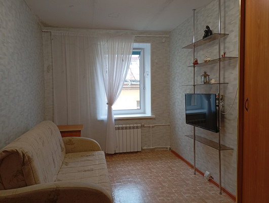 Продам трехкомнатную (3-комн.) квартиру, Лабутина ул, 16Б, Санкт-Петербург г