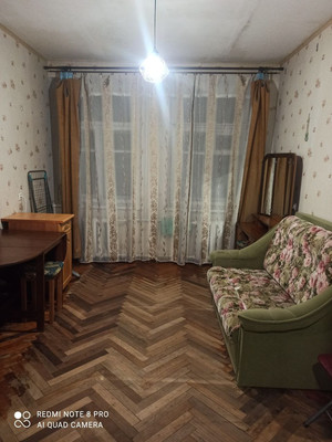 Продам трехкомнатную (3-комн.) квартиру, Лабутина ул, 16Б, Санкт-Петербург г