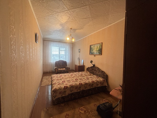 Продам двухкомнатную (2-комн.) квартиру, 8-е Марта ул, 20, Ишим г