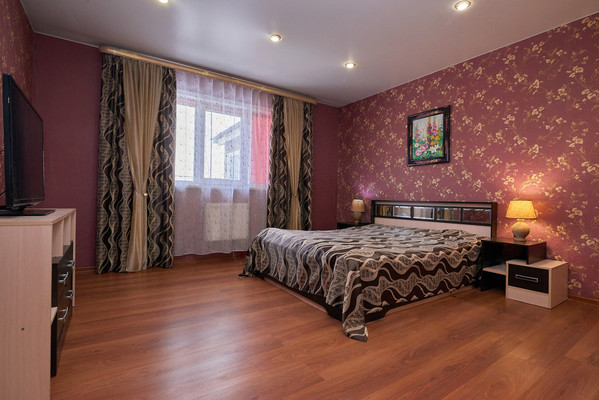 Продам дом, Полянка (Западный мкр.) пер, 10, Мамоны с, 0 км от города