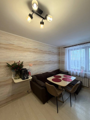 Продам двухкомнатную (2-комн.) квартиру, Шестая (Ольгино мкр.) ул, 15, Балашиха г