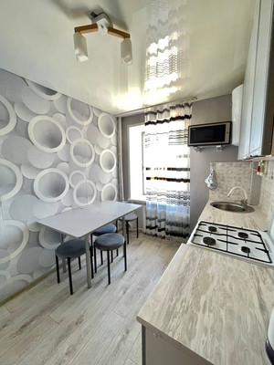 Продам двухкомнатную (2-комн.) квартиру, Мелиоративная ул, 24ка, Стрехнино с