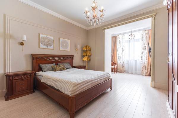 Продам трехкомнатную (3-комн.) квартиру, Чистопольская ул, 32, Казань г