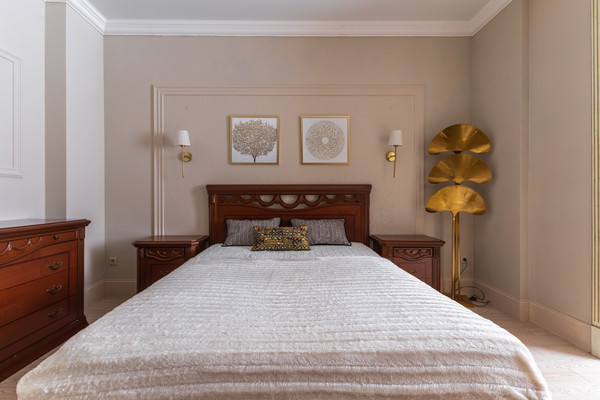 Продам трехкомнатную (3-комн.) квартиру, Чистопольская ул, 32, Казань г