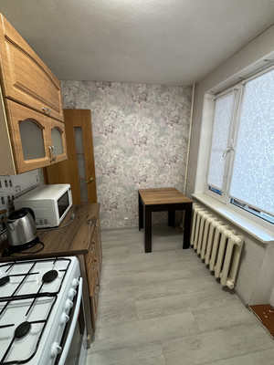 Продам однокомнатную (1-комн.) квартиру, Славы ул, 35, Сыктывкар г