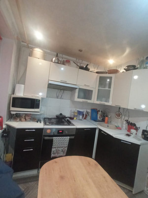 Продам трехкомнатную (3-комн.) квартиру, Юхнина ул, 2, Сыктывкар г