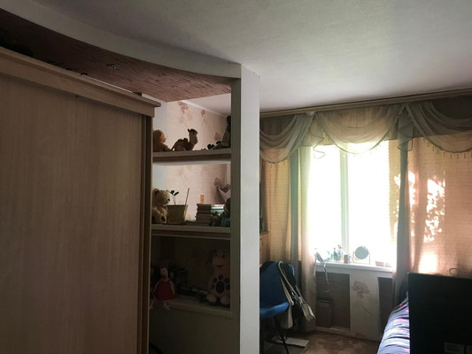 Продам трехкомнатную (3-комн.) квартиру, Юхнина ул, 2, Сыктывкар г