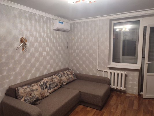 Продам однокомнатную (1-комн.) квартиру, Маршала Василевского ул, 51, Симферополь г