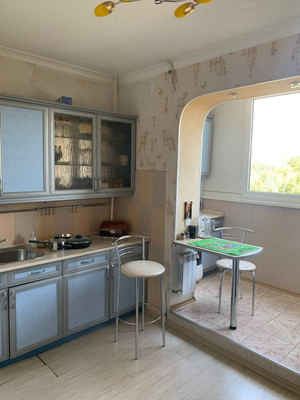 Продам однокомнатную (1-комн.) квартиру, Яблочкова ул, 16, Грэсовский пгт